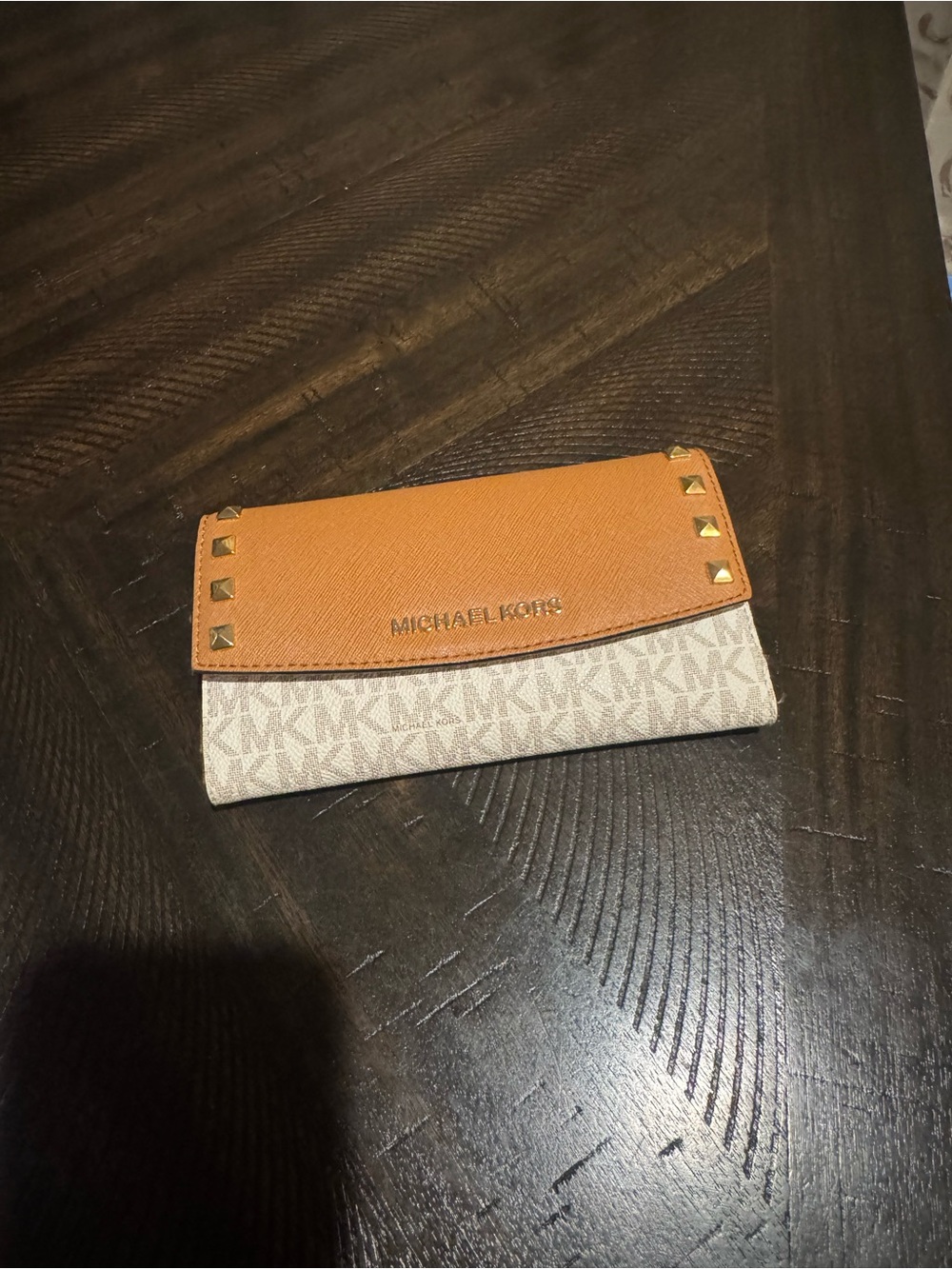 Michael Kors Tan Logo Backpack with Matching Wallet - Picture 8 of 9